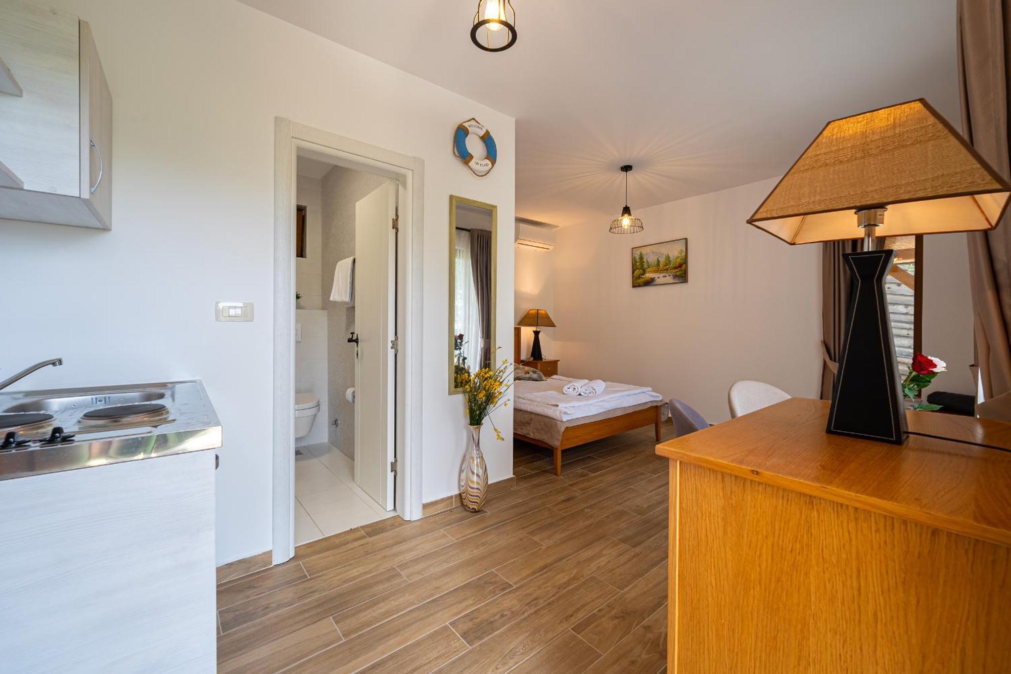 Sunset & Sunrise Villas In Stanisici-Two Villas With Common Pool Budva Exterior foto