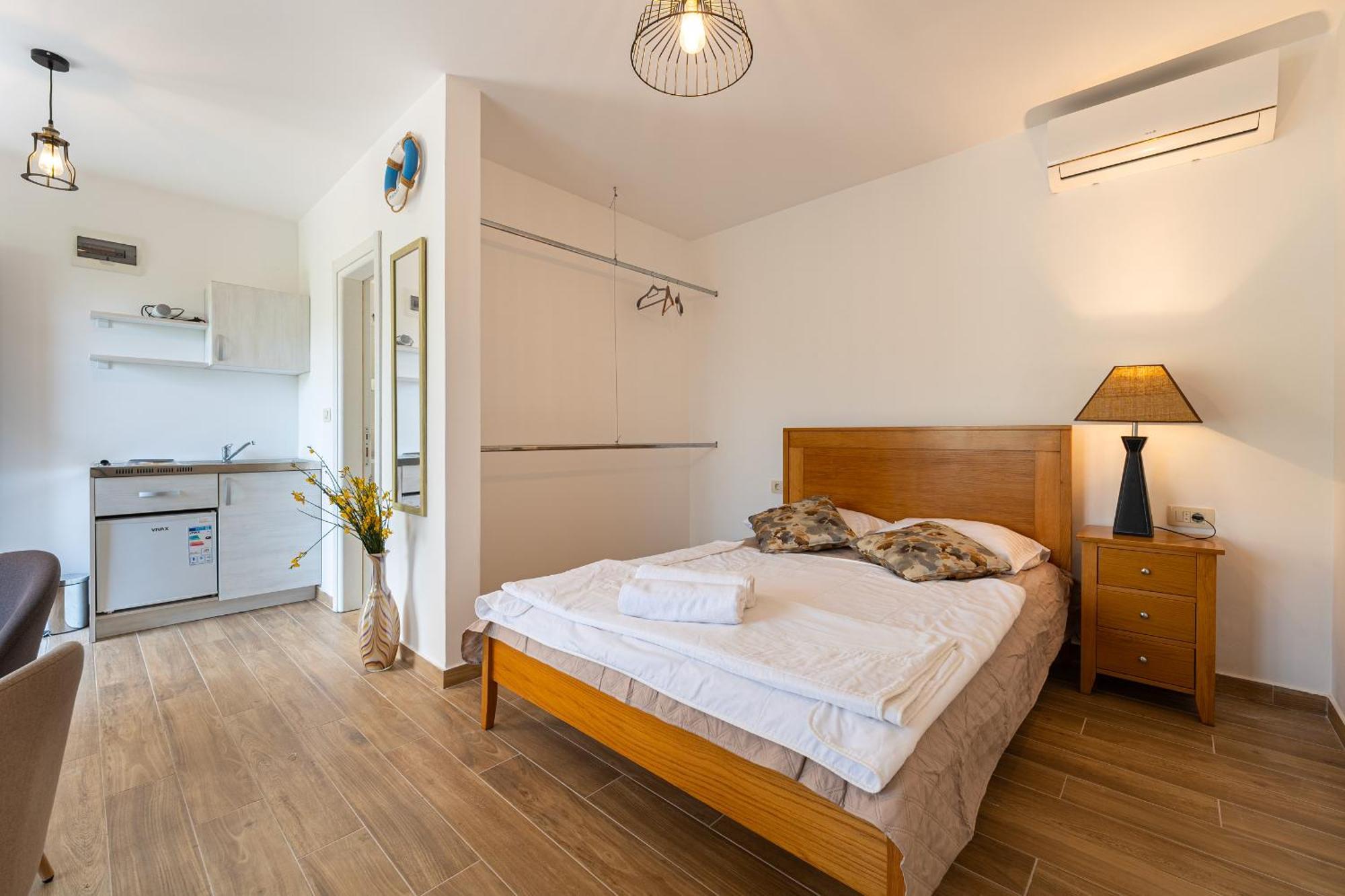 Sunset & Sunrise Villas In Stanisici-Two Villas With Common Pool Budva Exterior foto