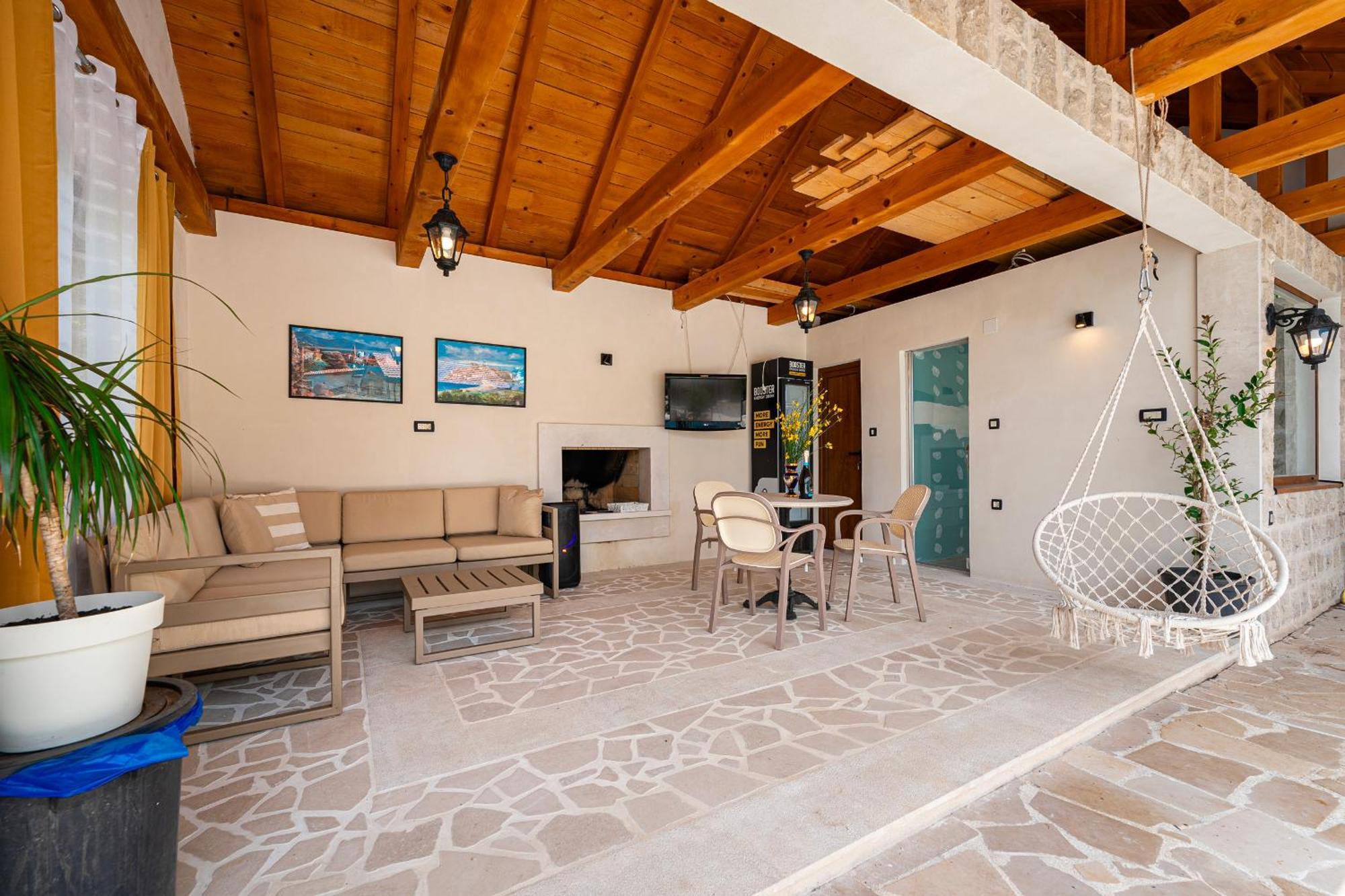 Sunset & Sunrise Villas In Stanisici-Two Villas With Common Pool Budva Exterior foto