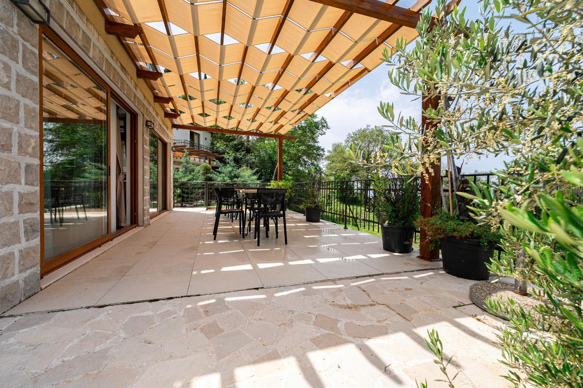 Sunset & Sunrise Villas In Stanisici-Two Villas With Common Pool Budva Exterior foto